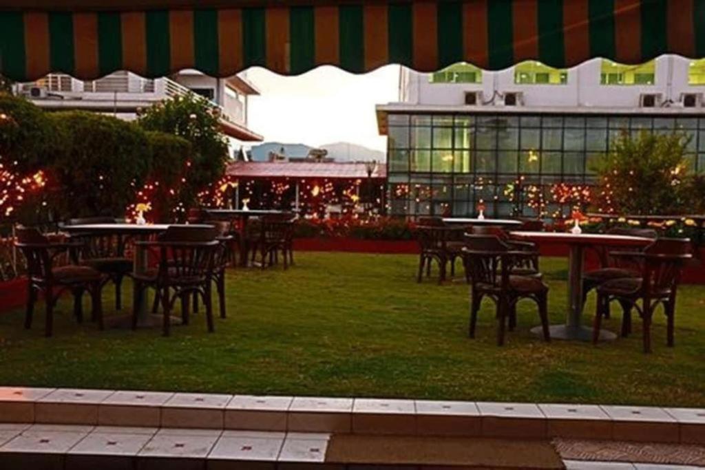 Hotel Mountain กาฐมาณฑุ ภายนอก รูปภาพ