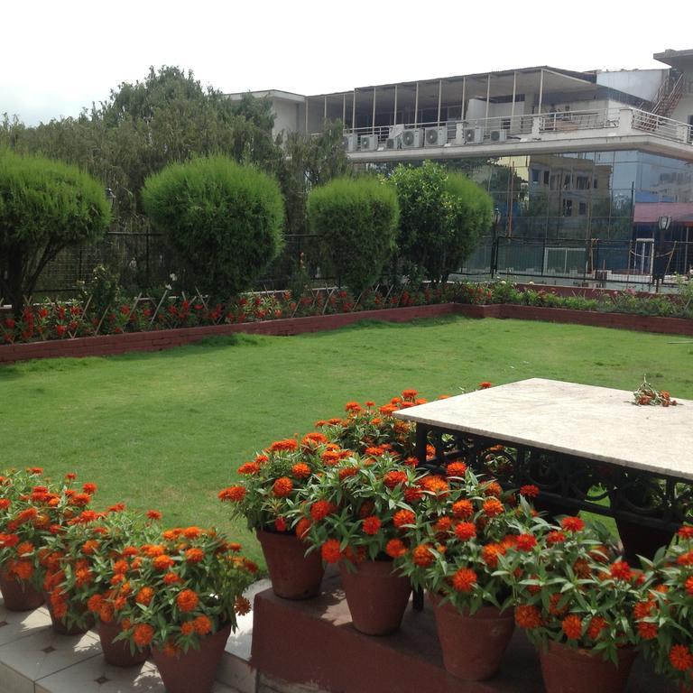 Hotel Mountain กาฐมาณฑุ ภายนอก รูปภาพ